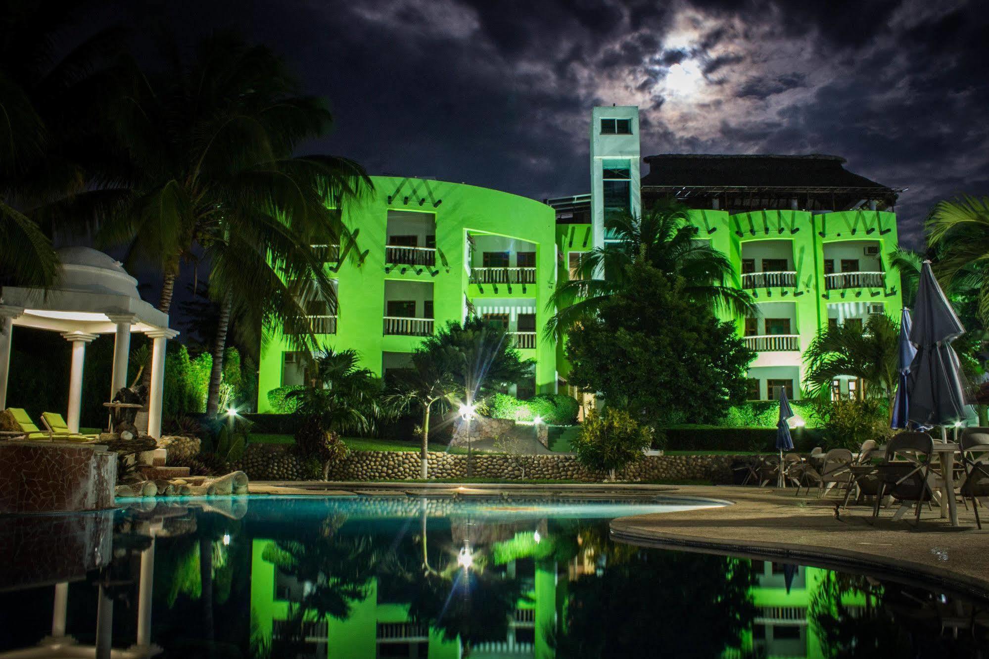 Hotel & Suites Punta Esmeralda Puerto Escondido Kültér fotó