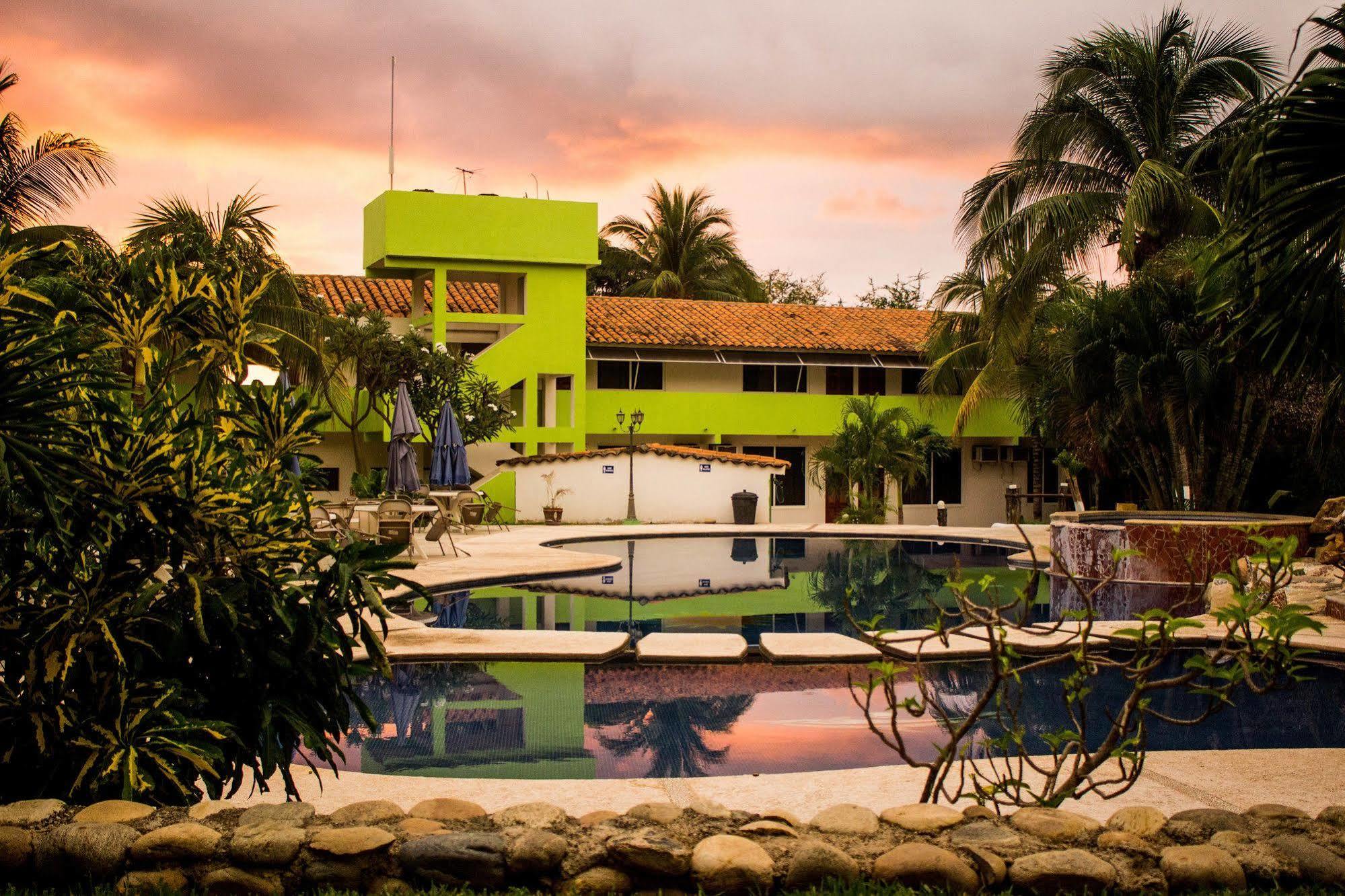 Hotel & Suites Punta Esmeralda Puerto Escondido Kültér fotó